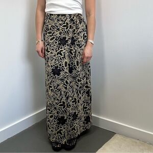 Vintage 90’s Ann Taylor Tan & Black Floral Maxi Wrap Skirt Size S (tag size 6)